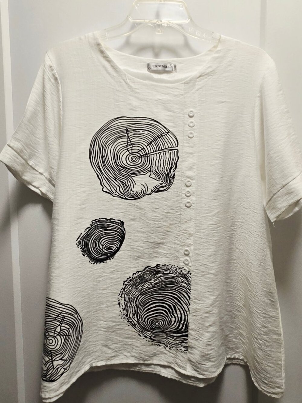 PERIWINKLE Women's Cotton Blend Short Sleeves Blouse w/Black Prints - Medium
